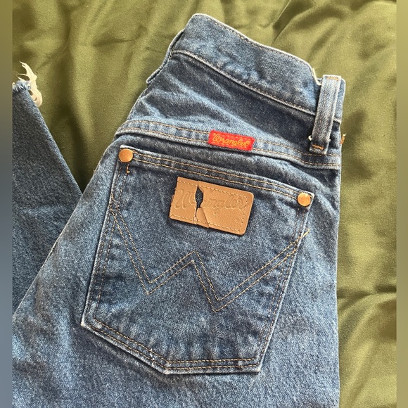 Vintage wrangler pants. Size 3x32 (fits like a size 0) - Picture 3 of 8